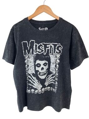 NWOT Misfits Women’s T-Shirt Large